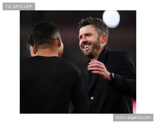 官方：曼城后卫凯尔·沃克因腿筋伤势，预计将缺席四周。